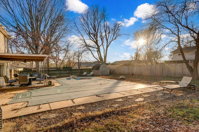 4525 S Jackson Avenue, Springfield, MO 65804