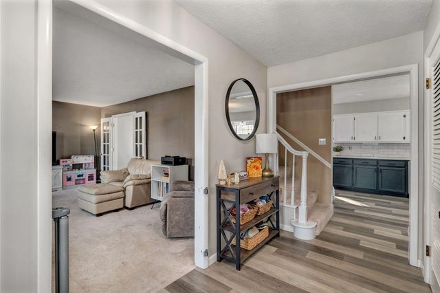 4525 S Jackson Avenue, Springfield, MO 65804