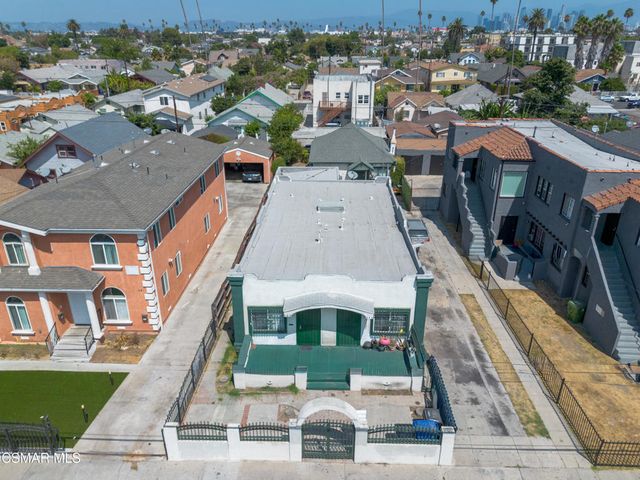 535 54th Street, Los Angeles, CA 90037