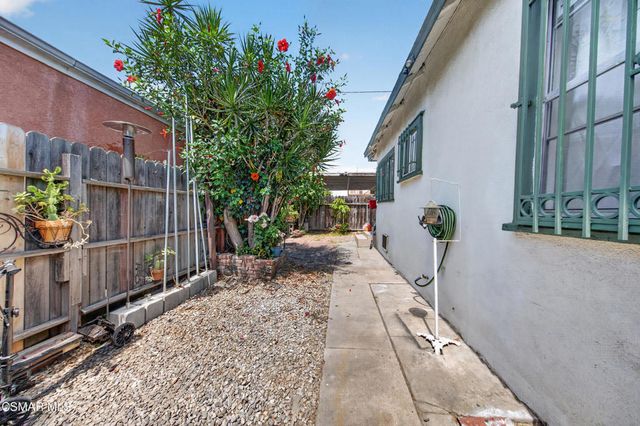 535 54th Street, Los Angeles, CA 90037