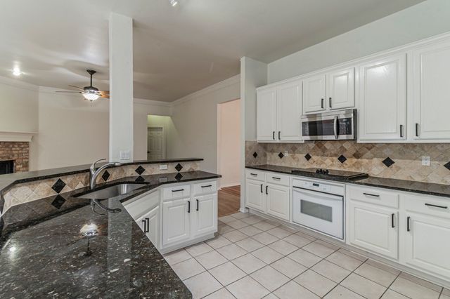 9229 Daystar Drive, Plano, TX 75025