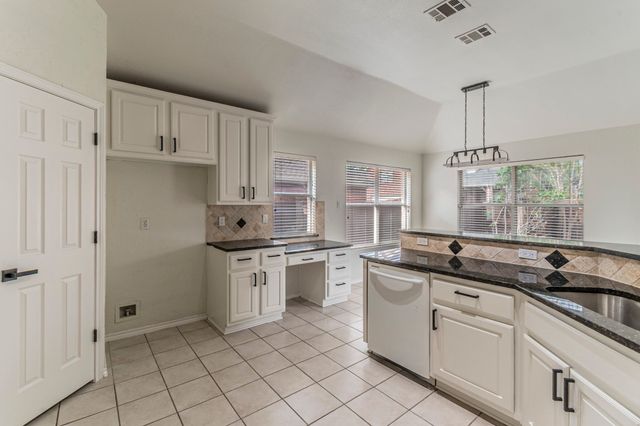 9229 Daystar Drive, Plano, TX 75025