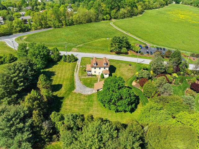 1325 S NEW ST, West Chester, PA 19382