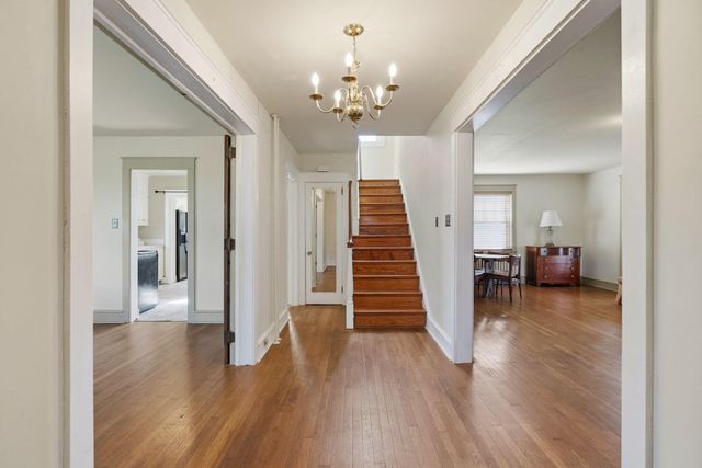 1325 S NEW ST, West Chester, PA 19382