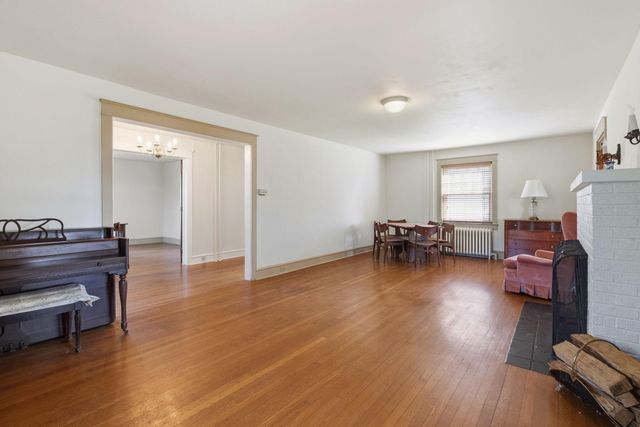 1325 S NEW ST, West Chester, PA 19382