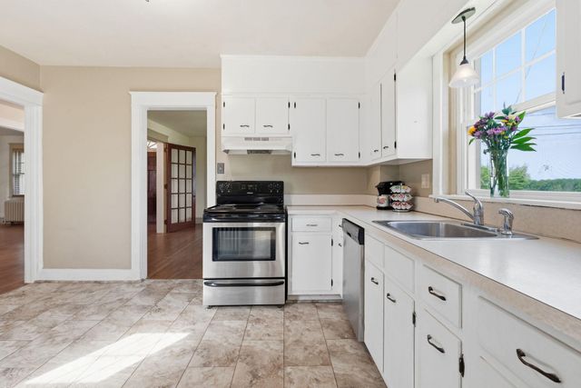 1325 S NEW ST, West Chester, PA 19382