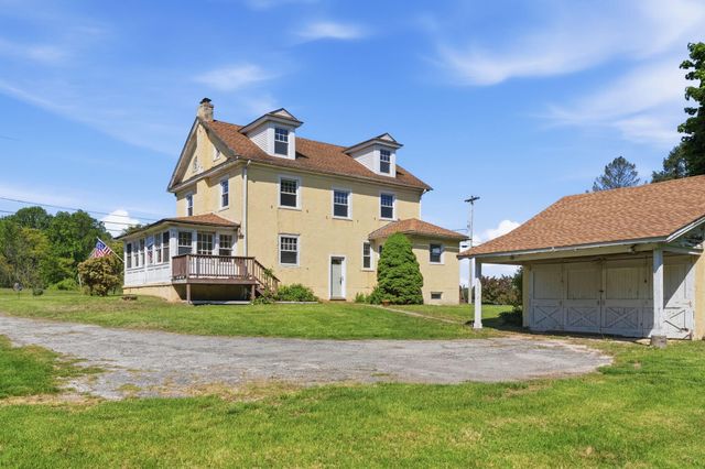 1325 S NEW ST, West Chester, PA 19382