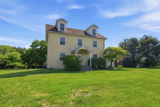 1325 S NEW ST, West Chester, PA 19382