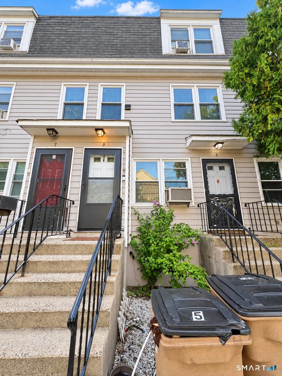 5 Brown Avenue 5, Stamford, CT 06902