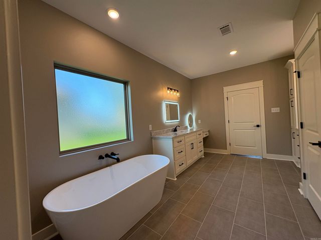 1850 Pecan Creek Drive, Conway, AR 72034