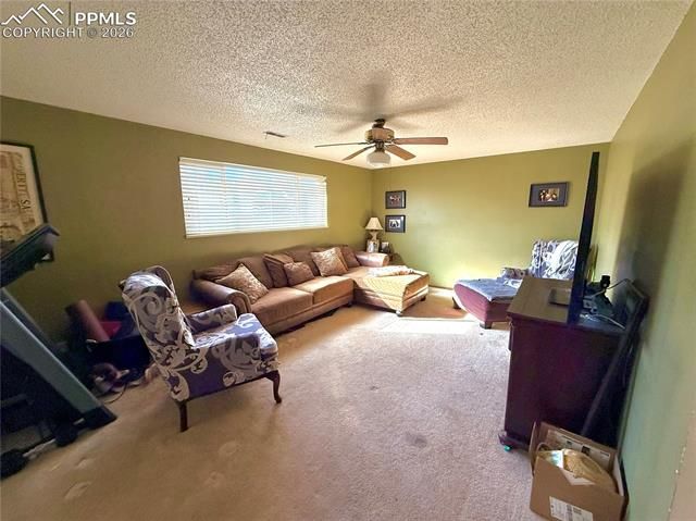 110 Encino Drive, Pueblo, CO 81005