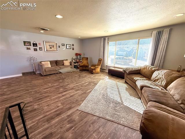 110 Encino Drive, Pueblo, CO 81005