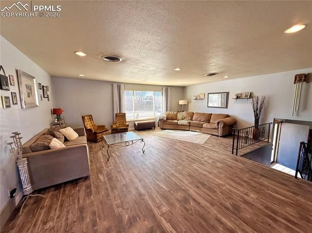 110 Encino Drive, Pueblo, CO 81005