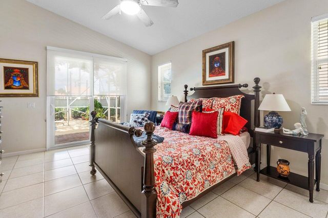 136 Hidden Hollow Terrace, Palm Beach Gardens, FL 33418