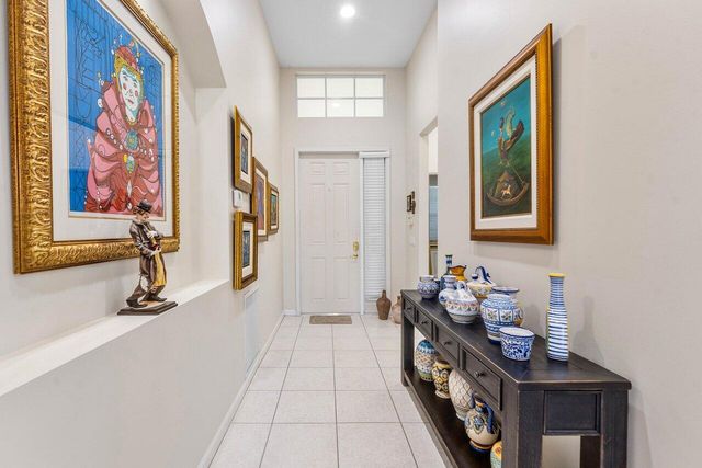 136 Hidden Hollow Terrace, Palm Beach Gardens, FL 33418