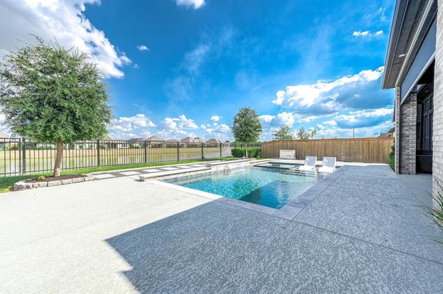 13802 Arroyo Grande Drive, Cypress, TX 77433