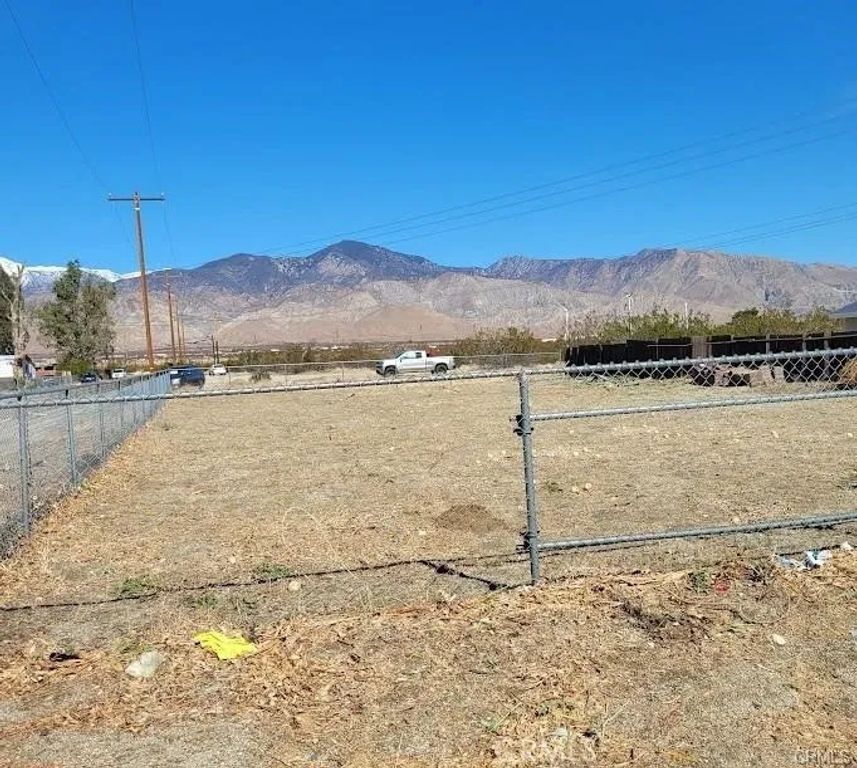 14873 RIZA, Cabazon, CA 92230