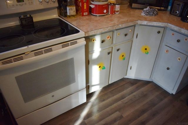 104 8th Ave SE, Oelwein, IA 50662