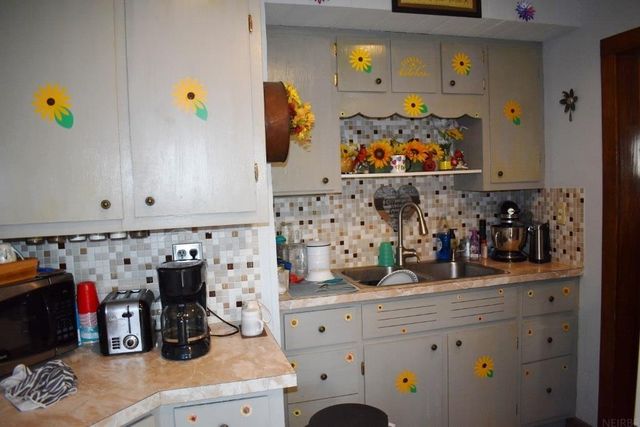 104 8th Ave SE, Oelwein, IA 50662