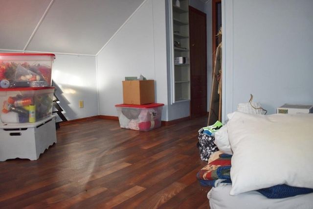 104 8th Ave SE, Oelwein, IA 50662