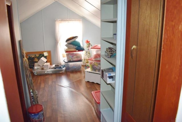 104 8th Ave SE, Oelwein, IA 50662