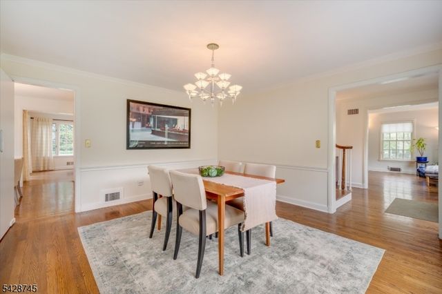 36 Cambridge Drive, Millburn Twp., NJ 07078