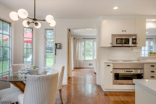 36 Cambridge Drive, Millburn Twp., NJ 07078