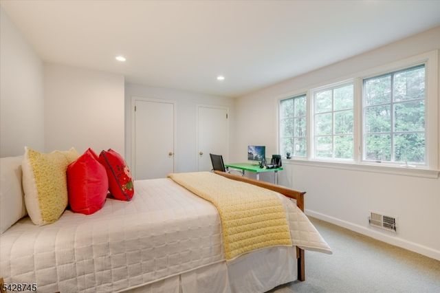 36 Cambridge Drive, Millburn Twp., NJ 07078