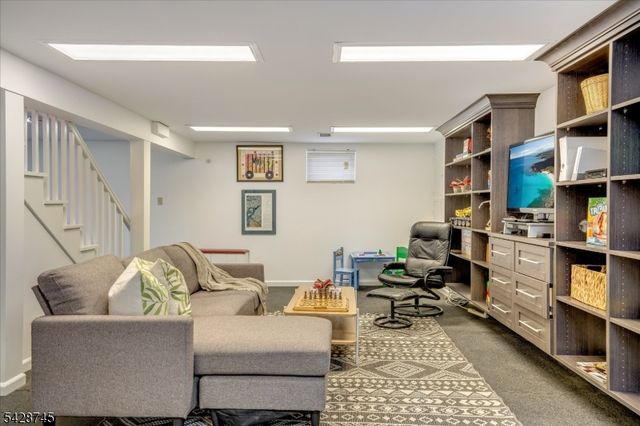 36 Cambridge Drive, Millburn Twp., NJ 07078