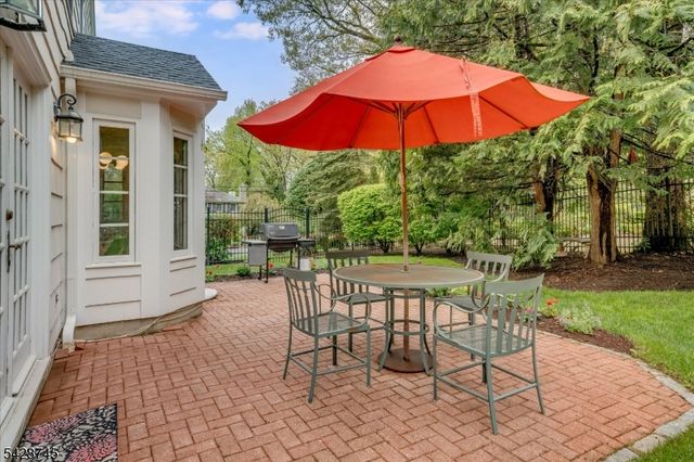 36 Cambridge Drive, Millburn Twp., NJ 07078
