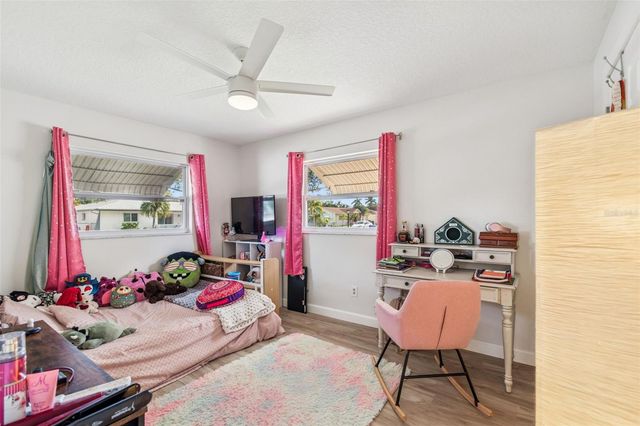 712 LEMONWOOD DR, Oldsmar, FL 34677