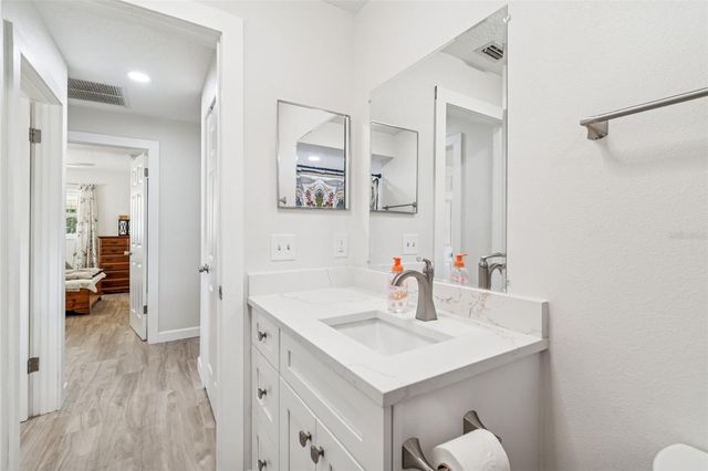 712 LEMONWOOD DR, Oldsmar, FL 34677