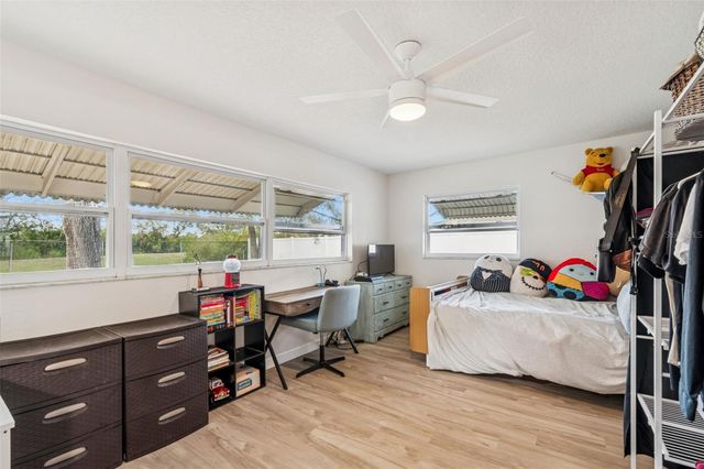 712 LEMONWOOD DR, Oldsmar, FL 34677