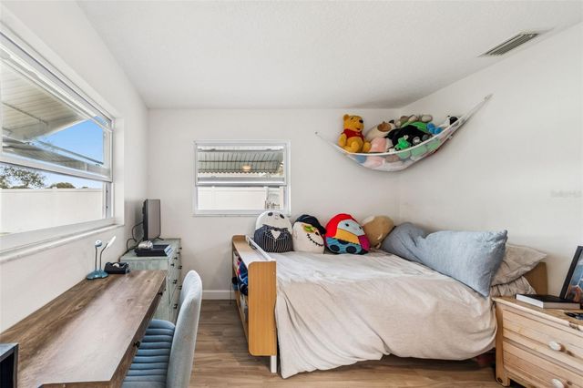 712 LEMONWOOD DR, Oldsmar, FL 34677