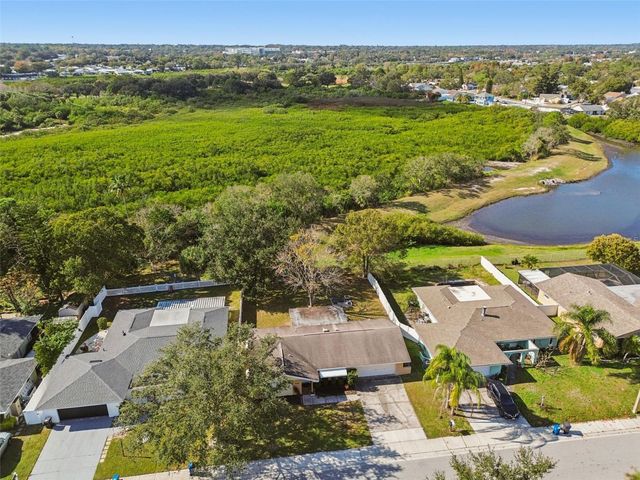 712 LEMONWOOD DR, Oldsmar, FL 34677