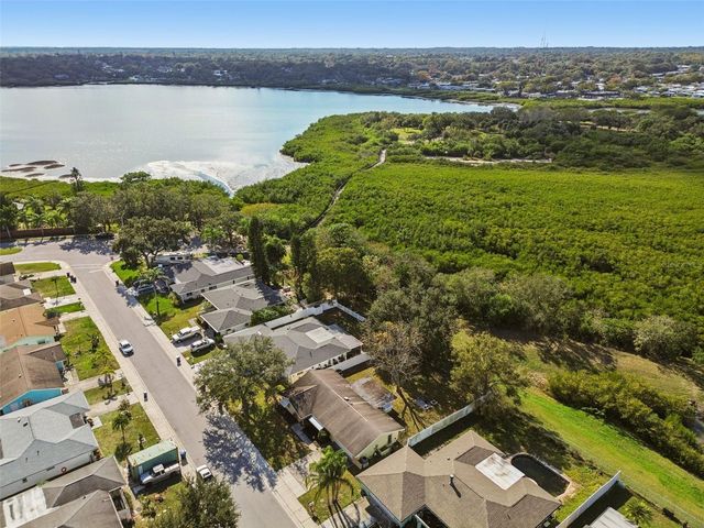 712 LEMONWOOD DR, Oldsmar, FL 34677