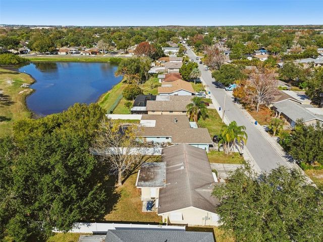 712 LEMONWOOD DR, Oldsmar, FL 34677