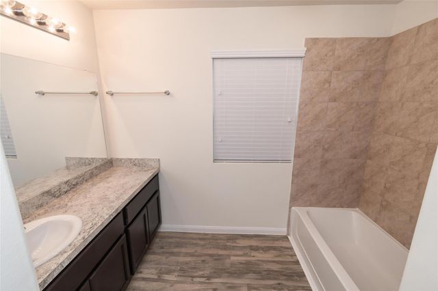 16 Lavida Court, Manvel, TX 77578