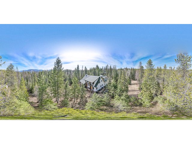 762 Geenen Rd., Cocolalla, ID 83813