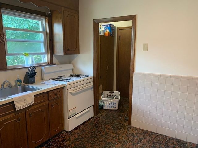 52 Winter St 2, Medford, MA 02155
