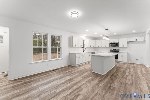 501 Smith Dr, Ruther Glen, VA 22546