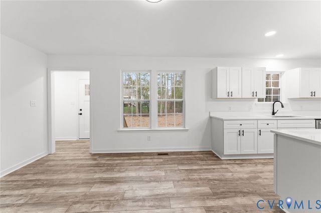 501 Smith Dr, Ruther Glen, VA 22546