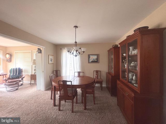 1 PINE TREE CIR, Lewes, DE 19958