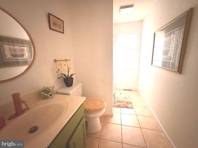 1 PINE TREE CIR, Lewes, DE 19958