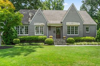3835 S MONTCLAIR DR, Memphis, TN 38111