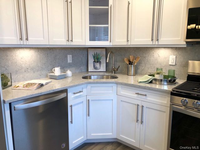 141 Terrace Road T03-141, Bayport, NY 11705