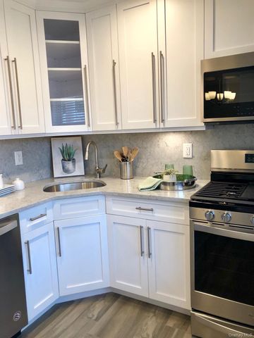 141 Terrace Road T03-141, Bayport, NY 11705