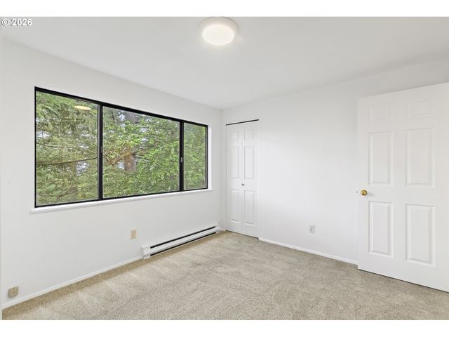 40 CERVANTES Cir, Lake Oswego, OR 97035