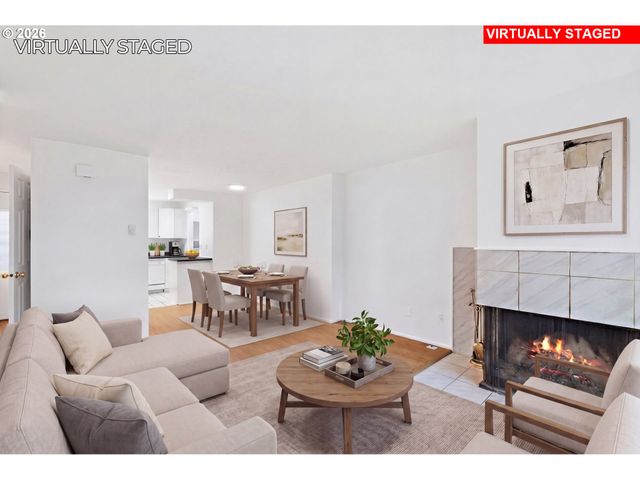 40 CERVANTES Cir, Lake Oswego, OR 97035