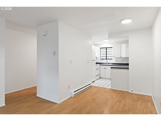 40 CERVANTES Cir, Lake Oswego, OR 97035